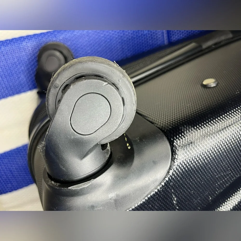🥳✨ American Tourister Black Hardshell Max Burst Expandable 360 Spinner Suitcase